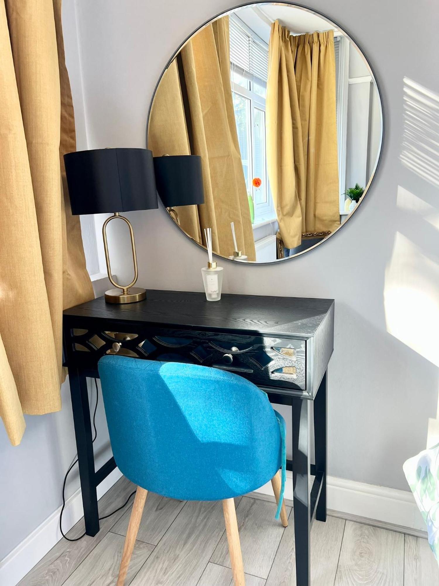 Modern 2 Bed Near Mall And Parking Ferienhaus *
