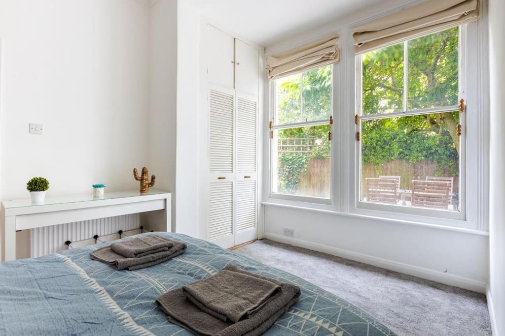 Lovely Garden Flat In Appartamento *