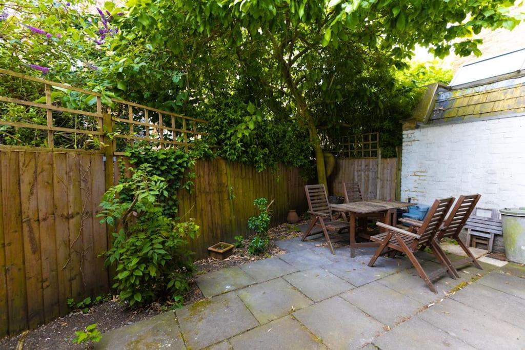 Appartamento Lovely Garden Flat In