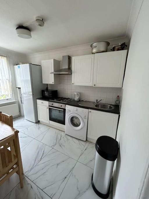 East 2 Bedroom Flat Appartamento Londra