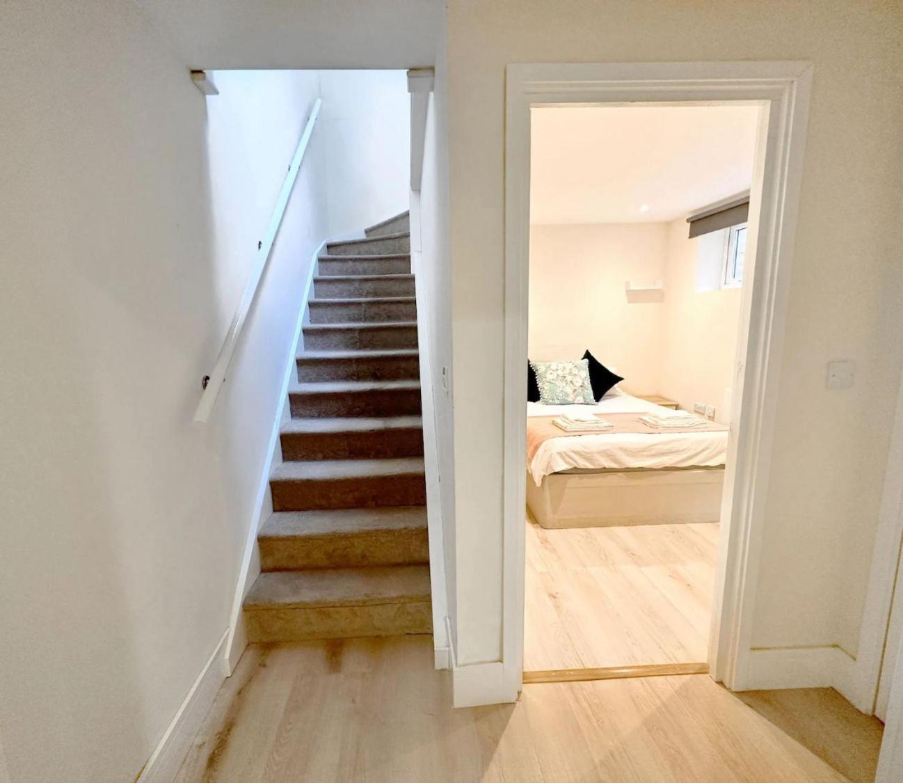 Modern, 10 Minutes To Bridge, Free Parking Appartement