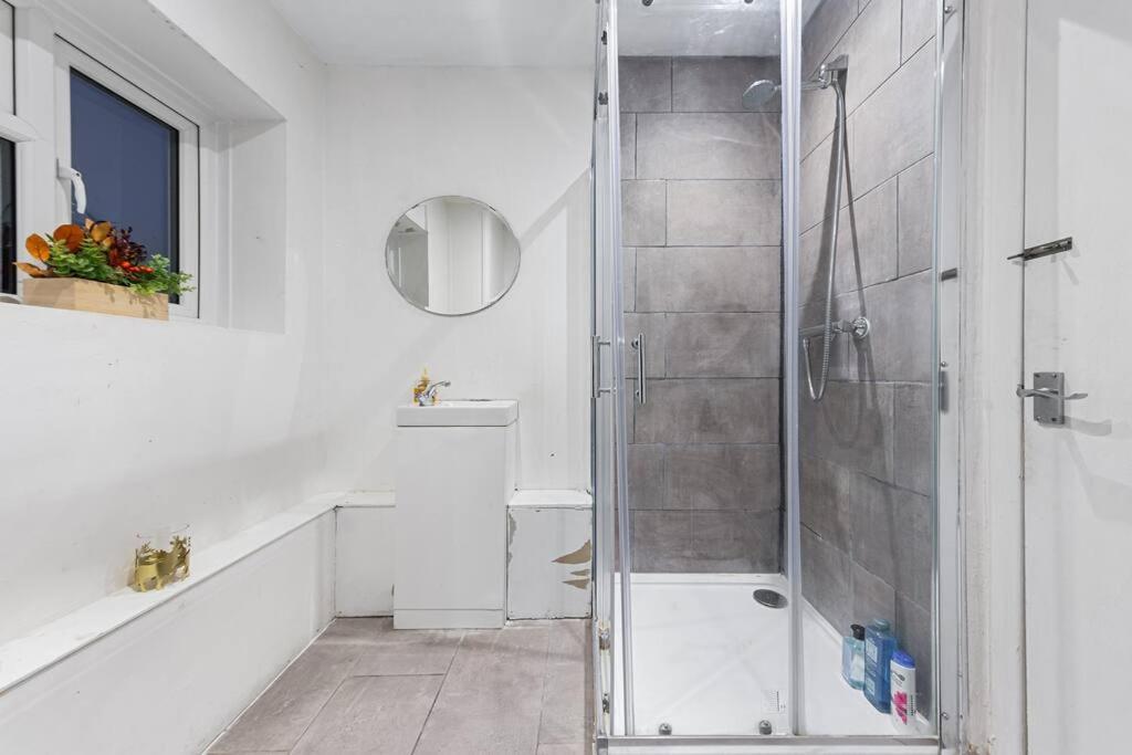 Near Kings Cross Sleep 12 Sp7