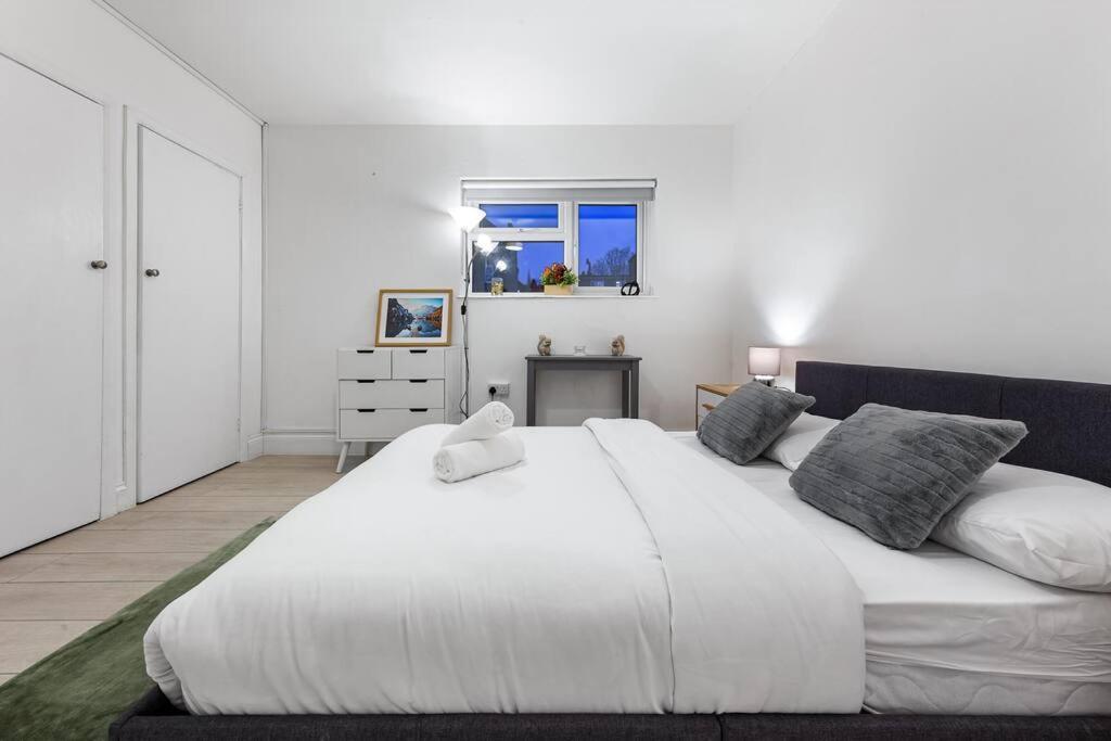 Near Kings Cross Sleep 12 Sp7 Appartement Londen