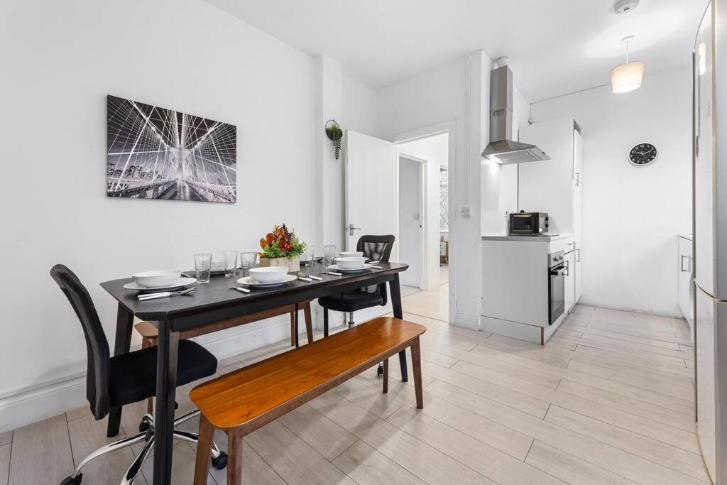 Near Kings Cross Sleep 12 Sp7 Londen