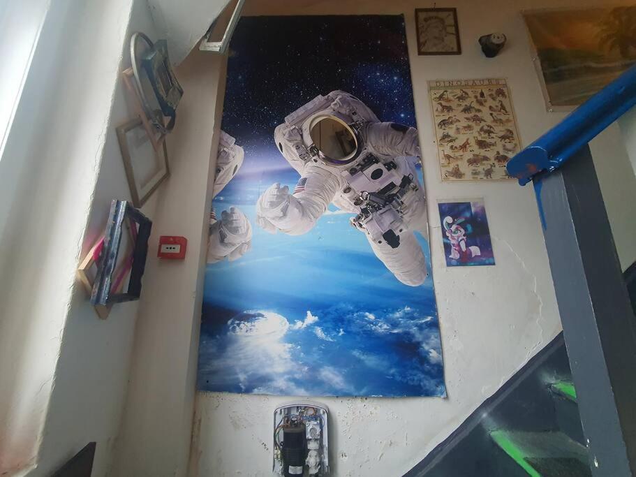 Cyber-art In Camden Appartement Londen