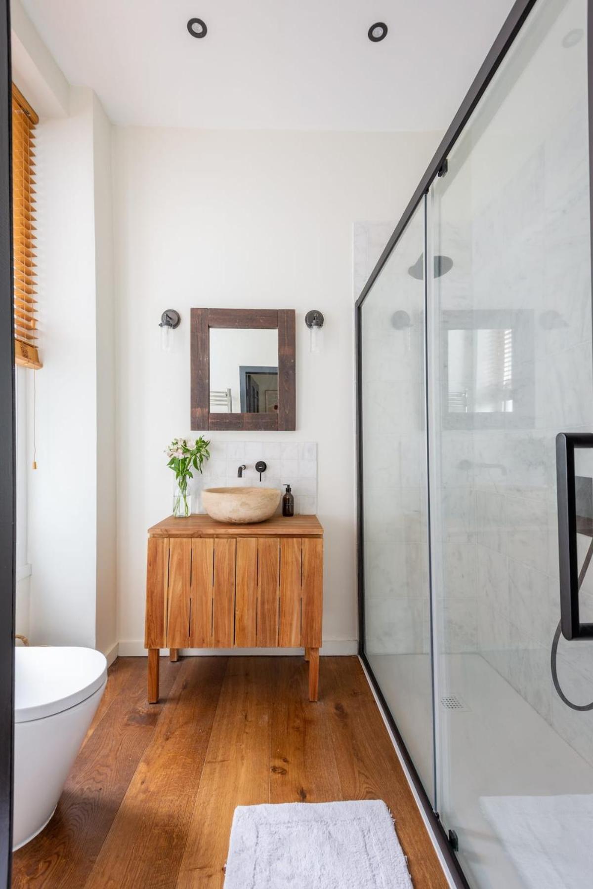 A Spacious With Style Appartement