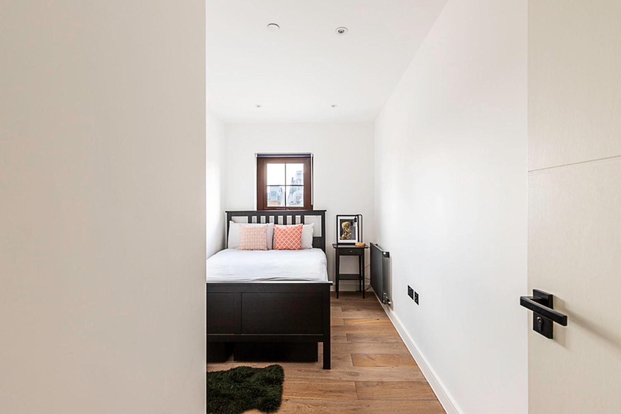 View Spacious 2 Bedroom Penthouse Apartment