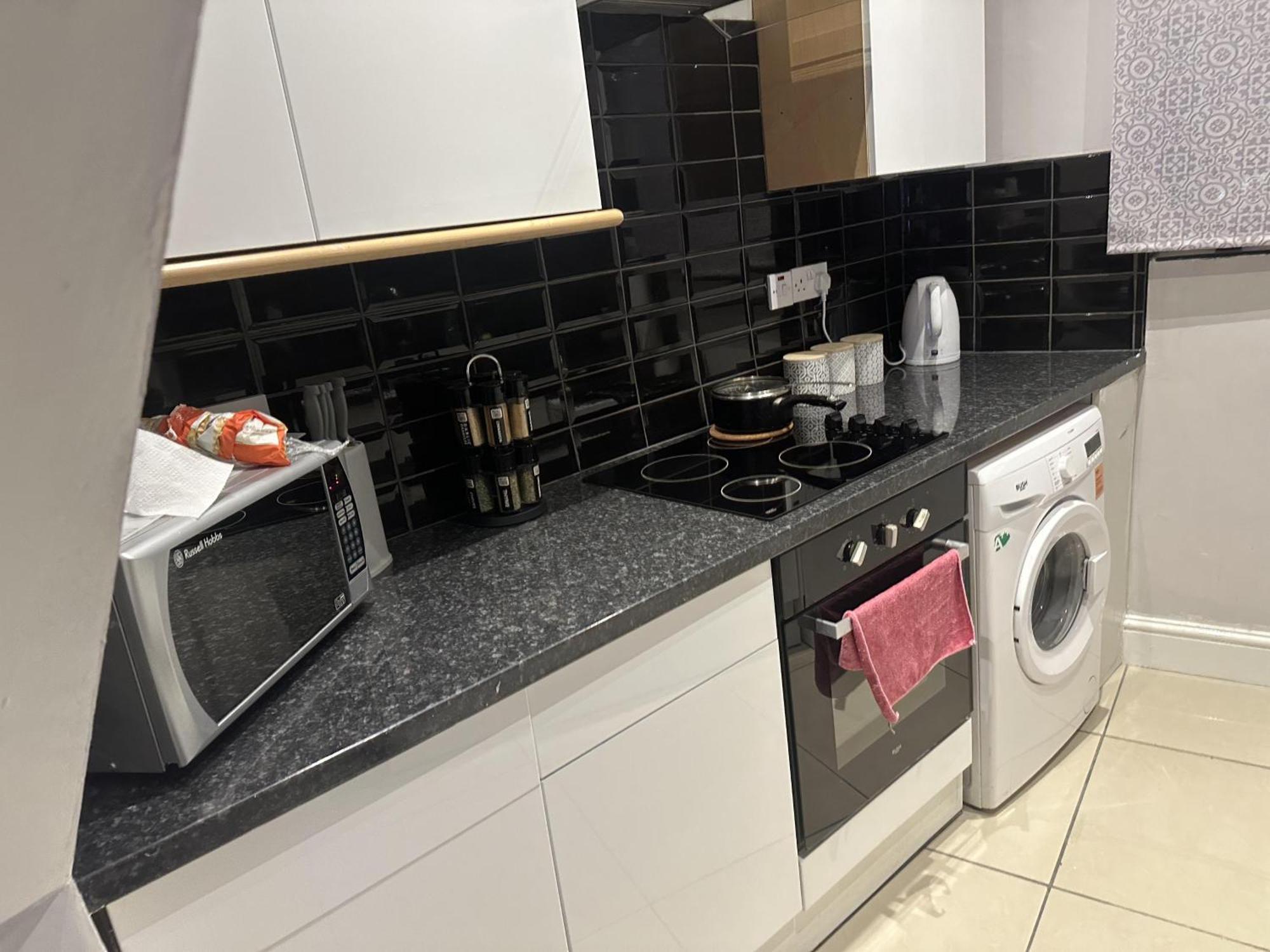 Apartment 1-bed In Archway N19 3nu London