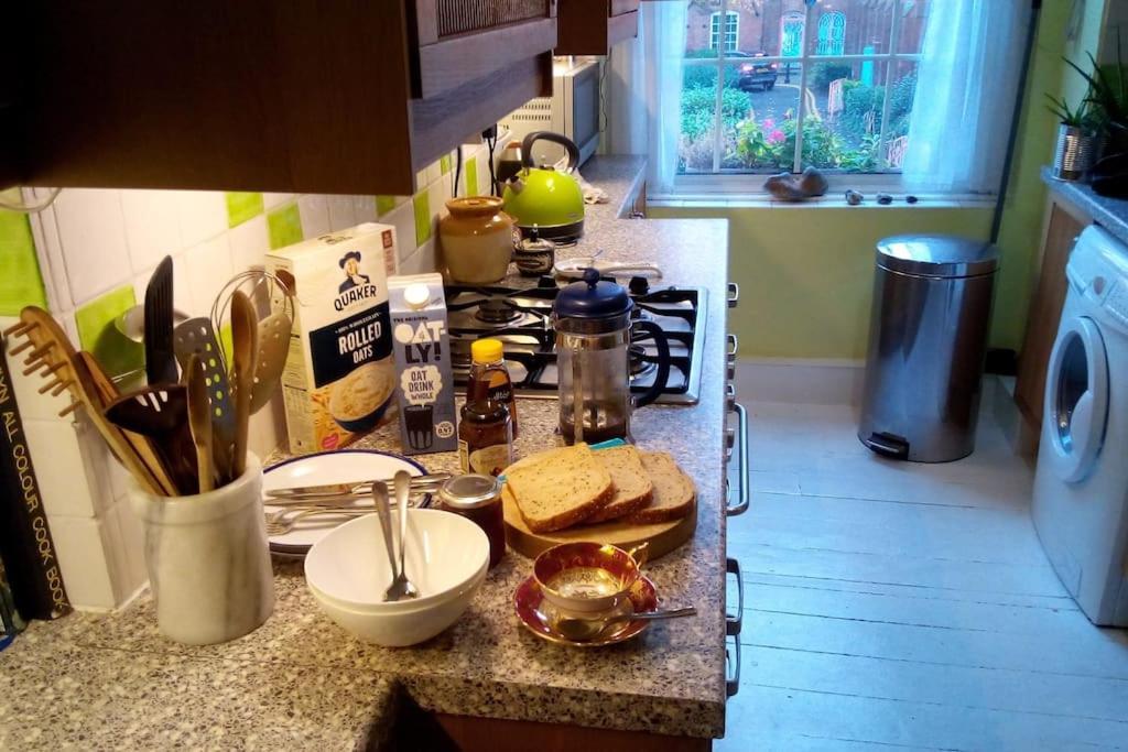 1 Bedroom In Islington Zone 2 Apartment