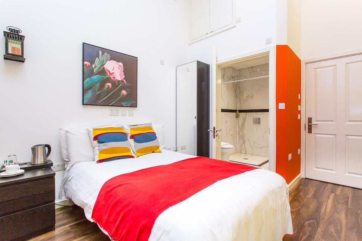 Grantly 3* London