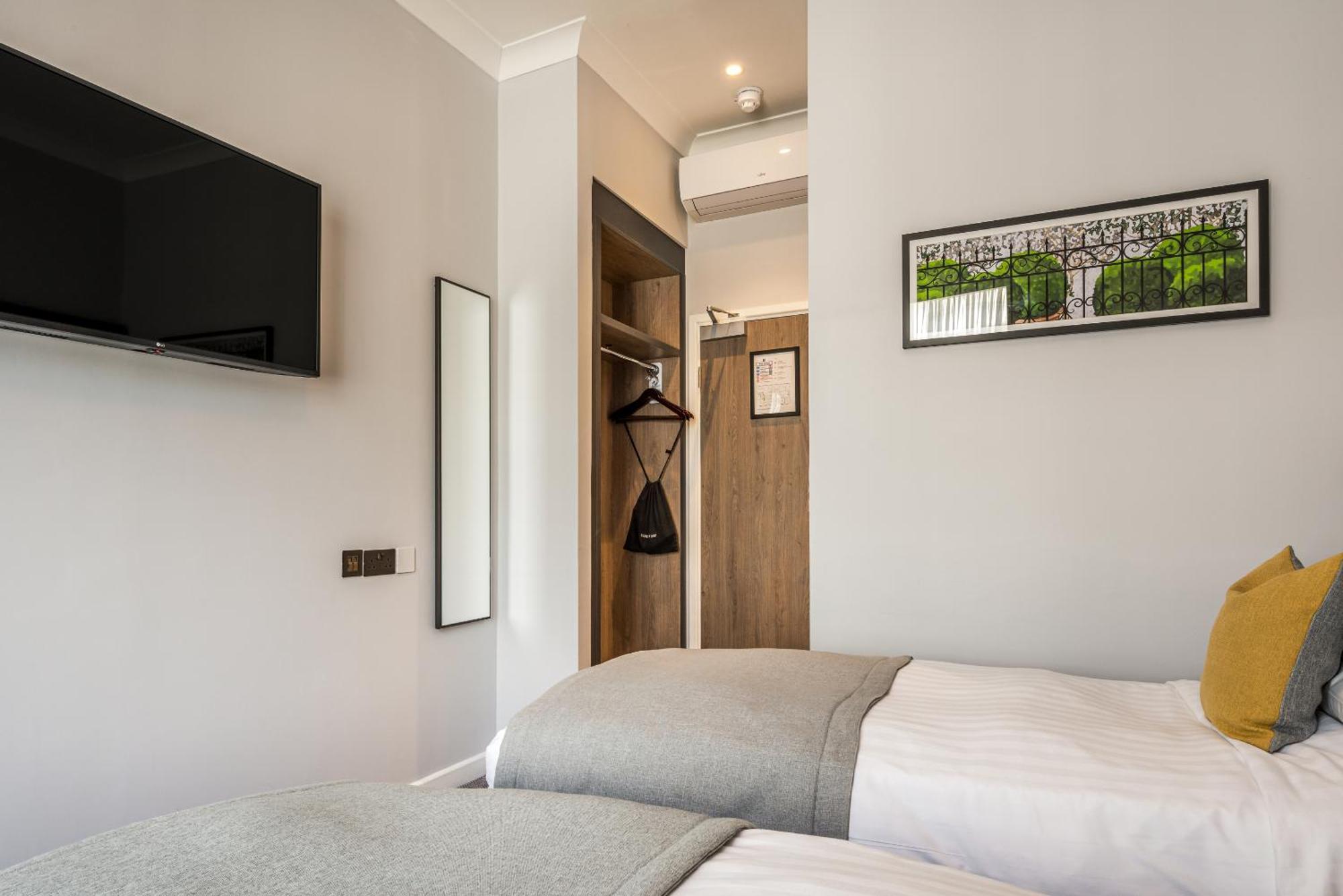 Princes Square 4* Londra