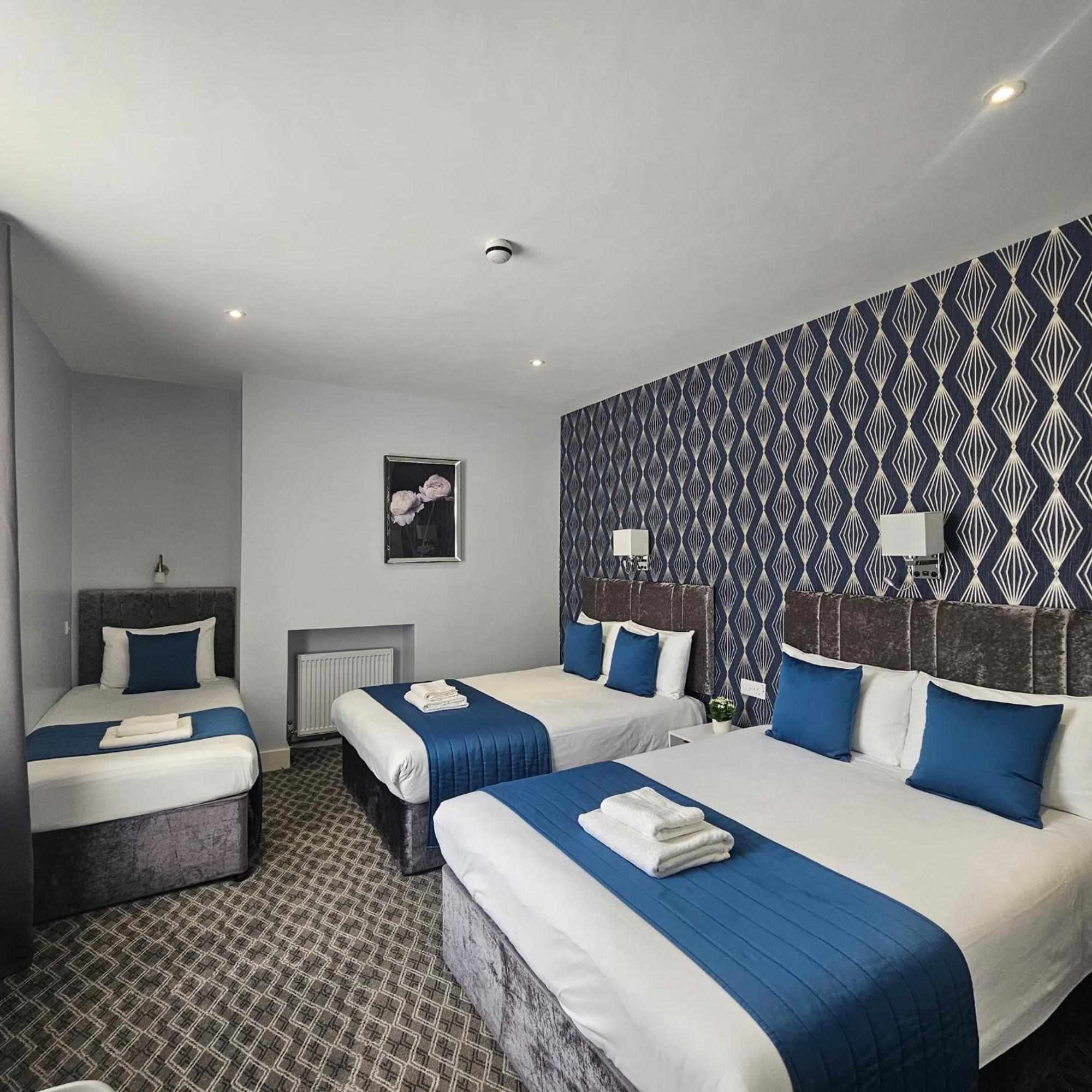 George Hotel 3*
