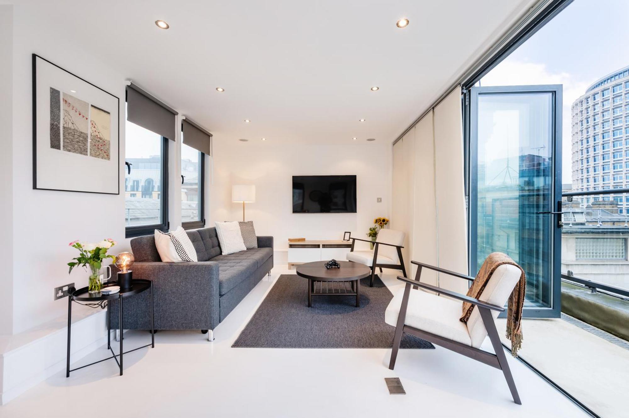 Lejlighed Huge & 3 Bedr, 4 Beds, Covent Gdn *