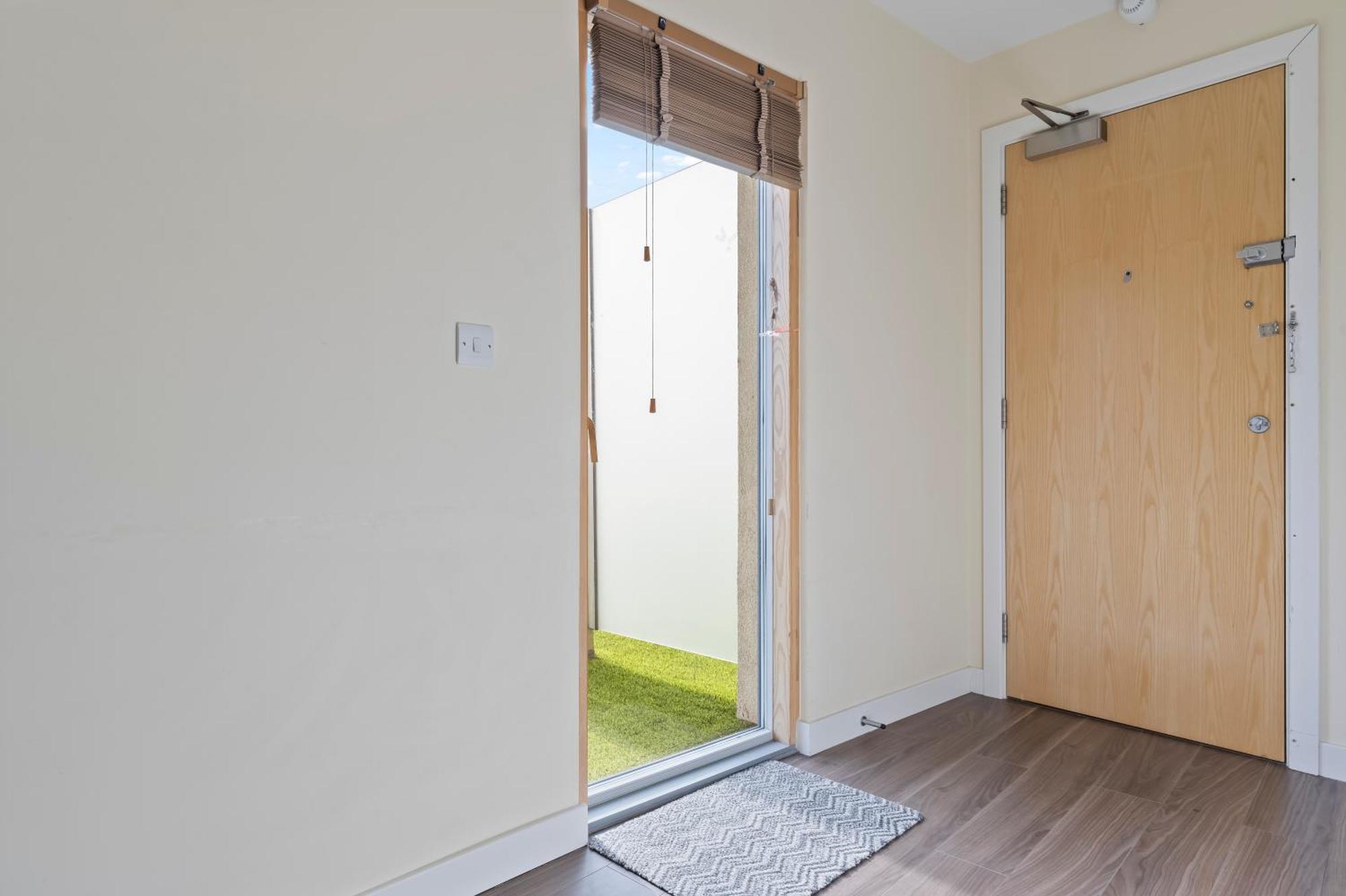 Spectacular 3br 2bath Rooftop Sky-views With Parking Lejlighed