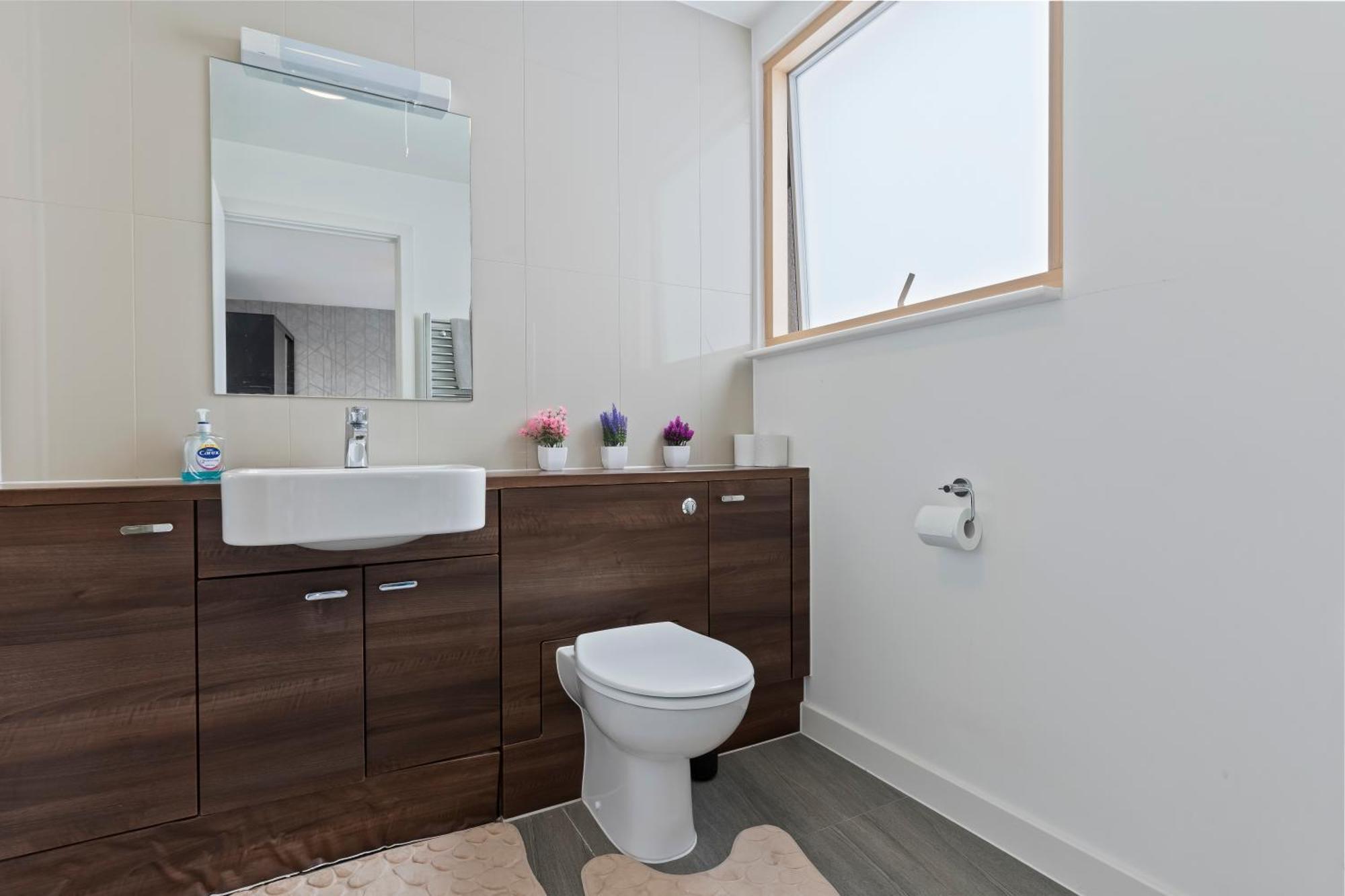 Spectacular 3br 2bath Rooftop Sky-views With Parking Lejlighed
