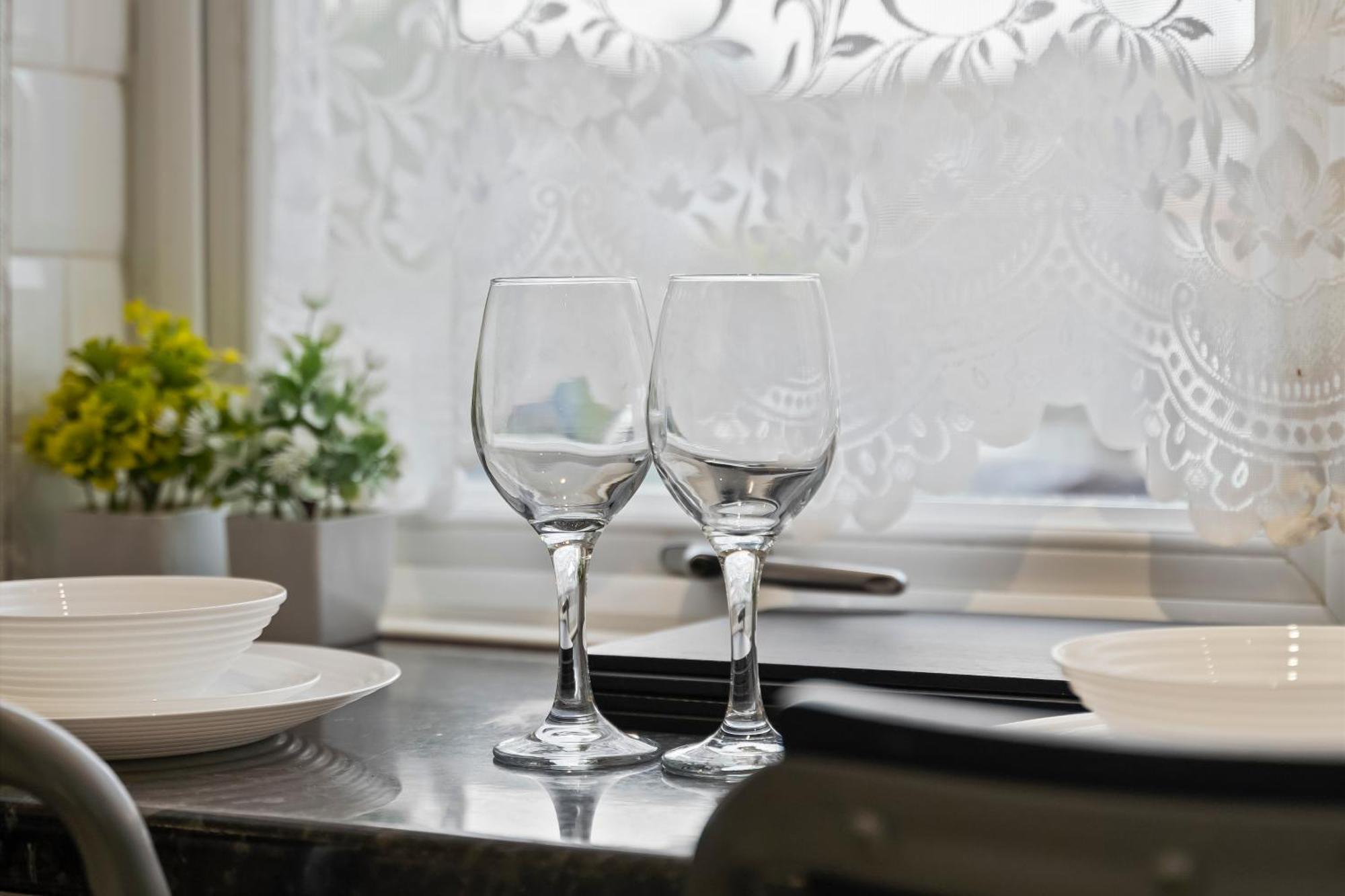 Lovely 4br House In The With Parking Semesterbostad London
