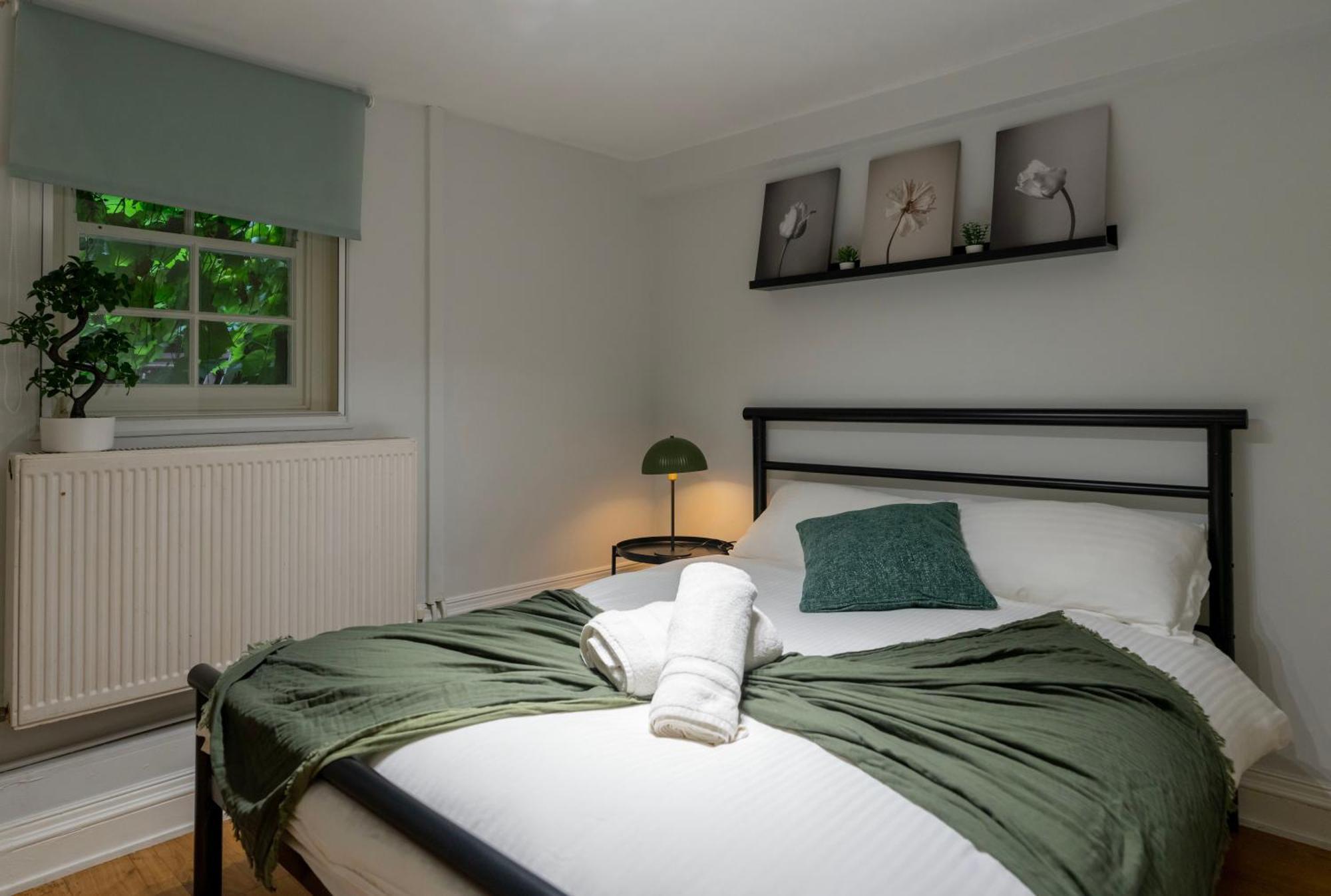 Gorgeous 2bed House In New Road Lejlighed