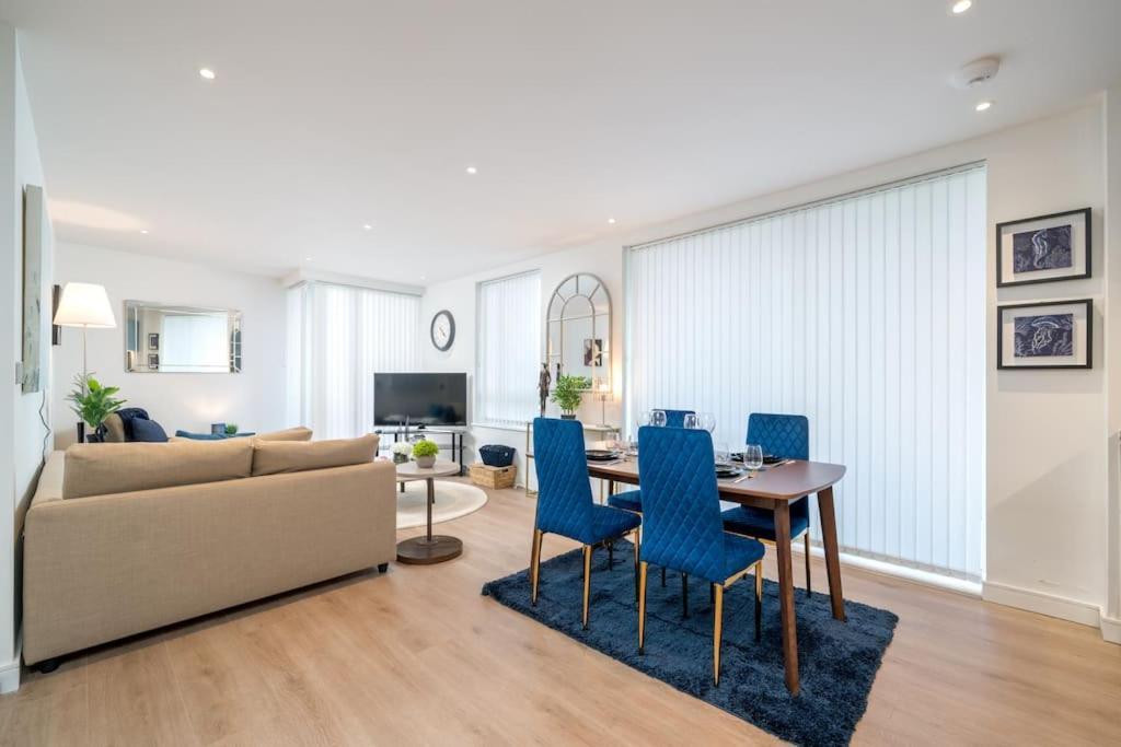 Apartment Luxury Kew Bridge Balcony Free Parking