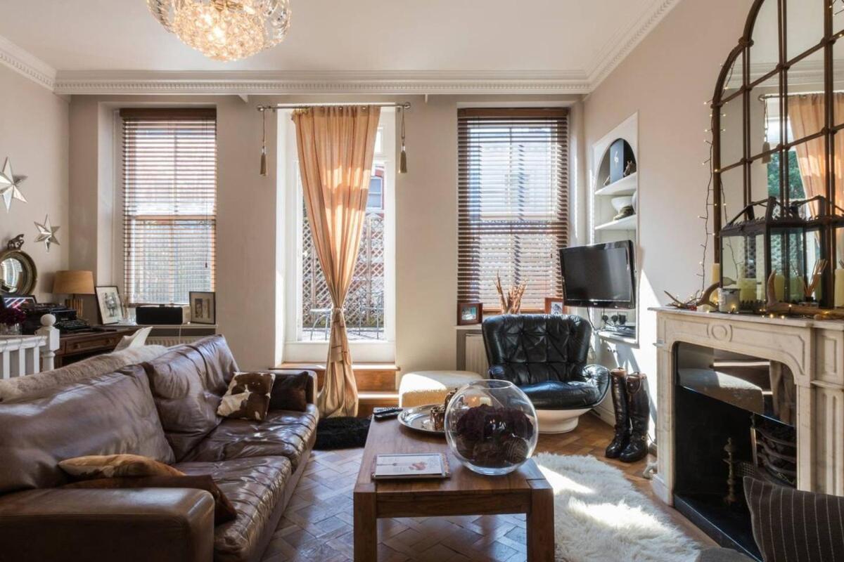 Stylish 1-bed With A Roof Terrace * London