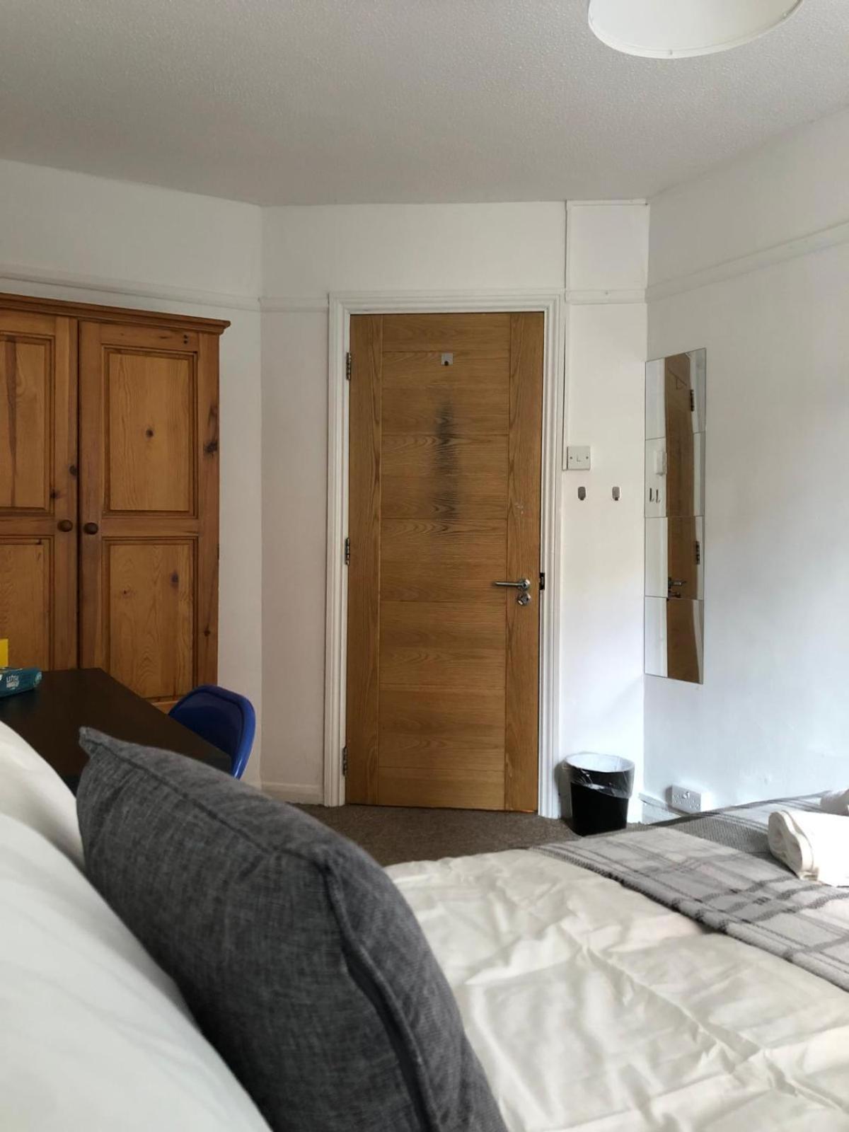 Comfy Private Bedrooms Near O2 Forum Kentish Town, Camden Accommodatie bij particulieren