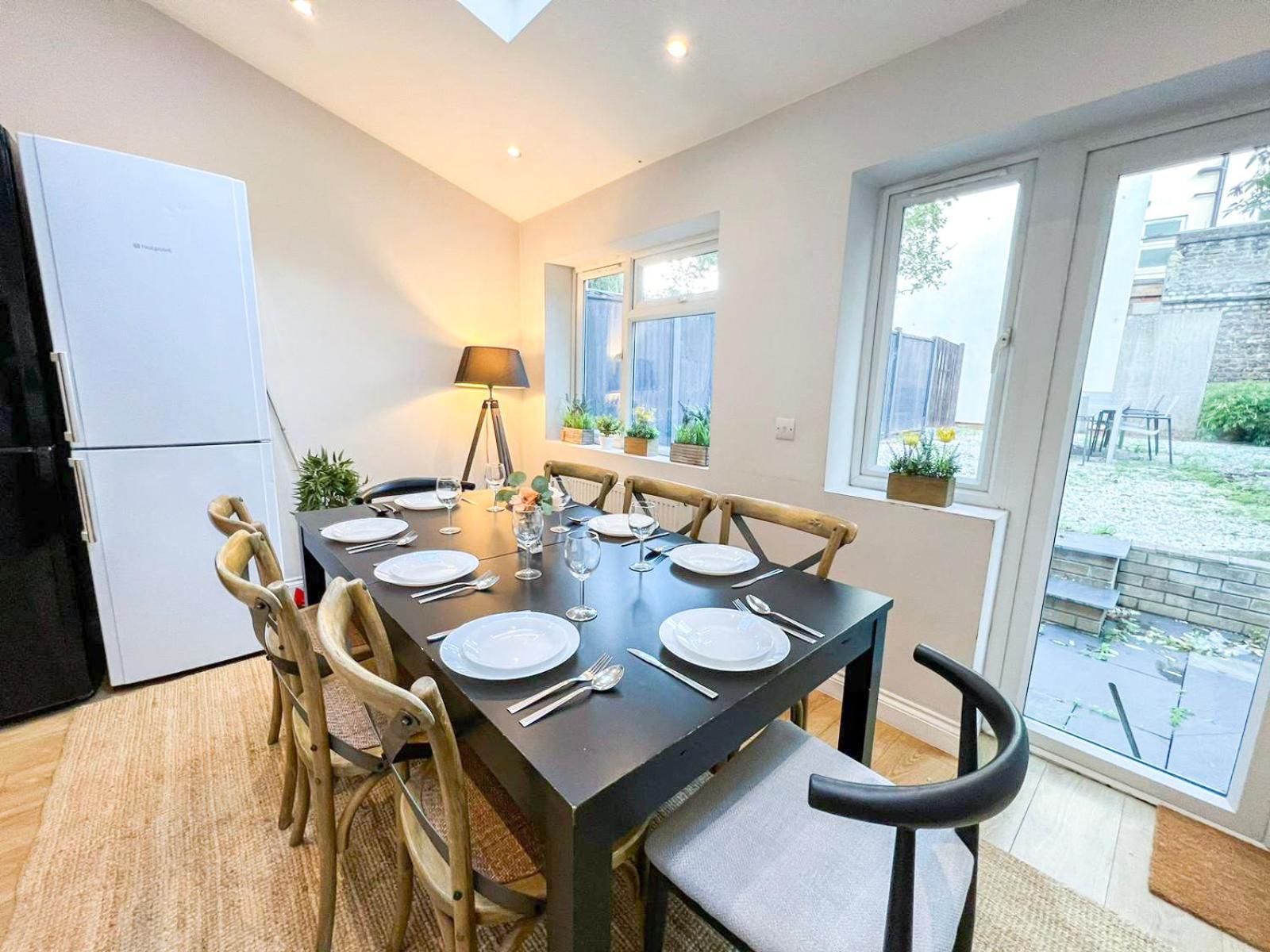 Appartamento Lovely 4 Bedroom Flat With Ample Garden In Brondesbury, Kilburn *