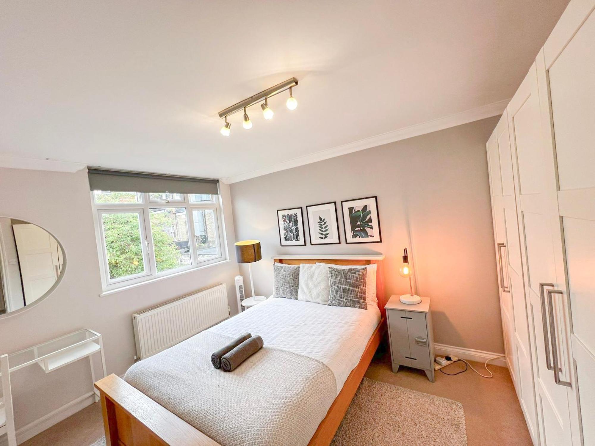 Appartamento Lovely 4 Bedroom Flat With Ample Garden In Brondesbury, Kilburn *