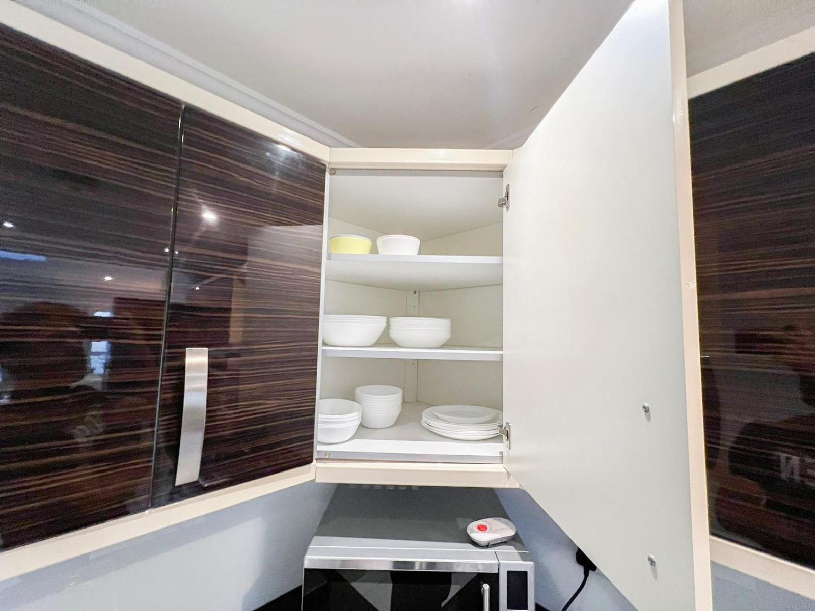 Lovely 4 Bedroom Flat With Ample Garden In Brondesbury, Kilburn * Londra