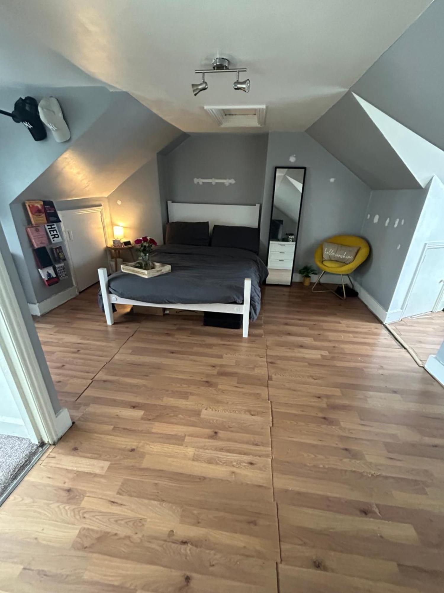 1 Bedroom House, Seven Sisters, Tottenham Lägenhet *