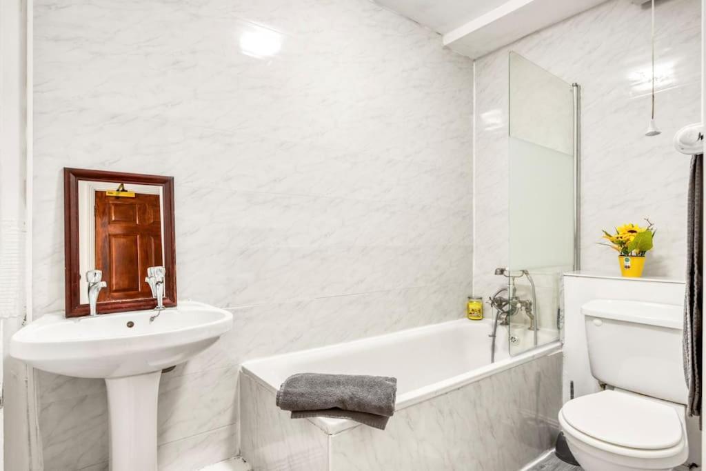 Very Tower Bridge - 2 Bdr - 2 Bath Appartement