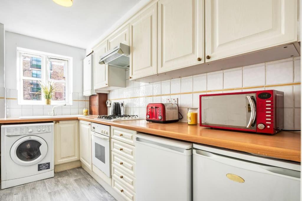 Very Tower Bridge - 2 Bdr - 2 Bath Appartement Londres
