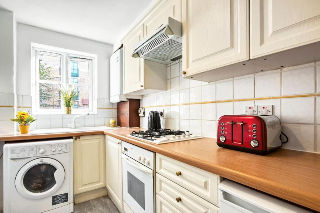 Very Tower Bridge - 2 Bdr - 2 Bath Appartement Londres