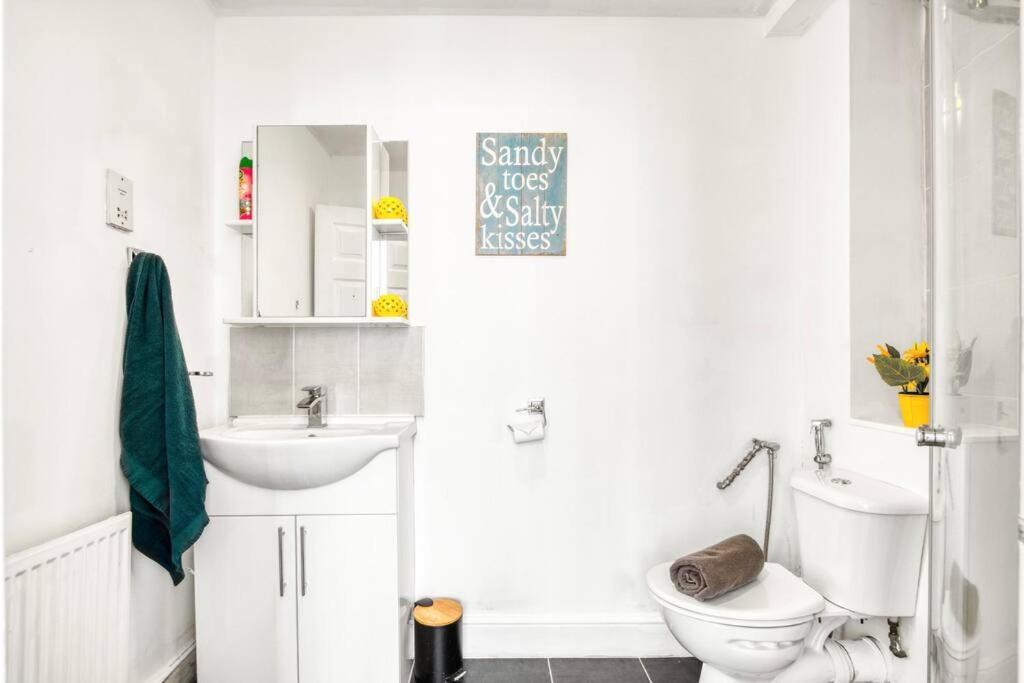 Very Tower Bridge - 2 Bdr - 2 Bath Appartement Londres