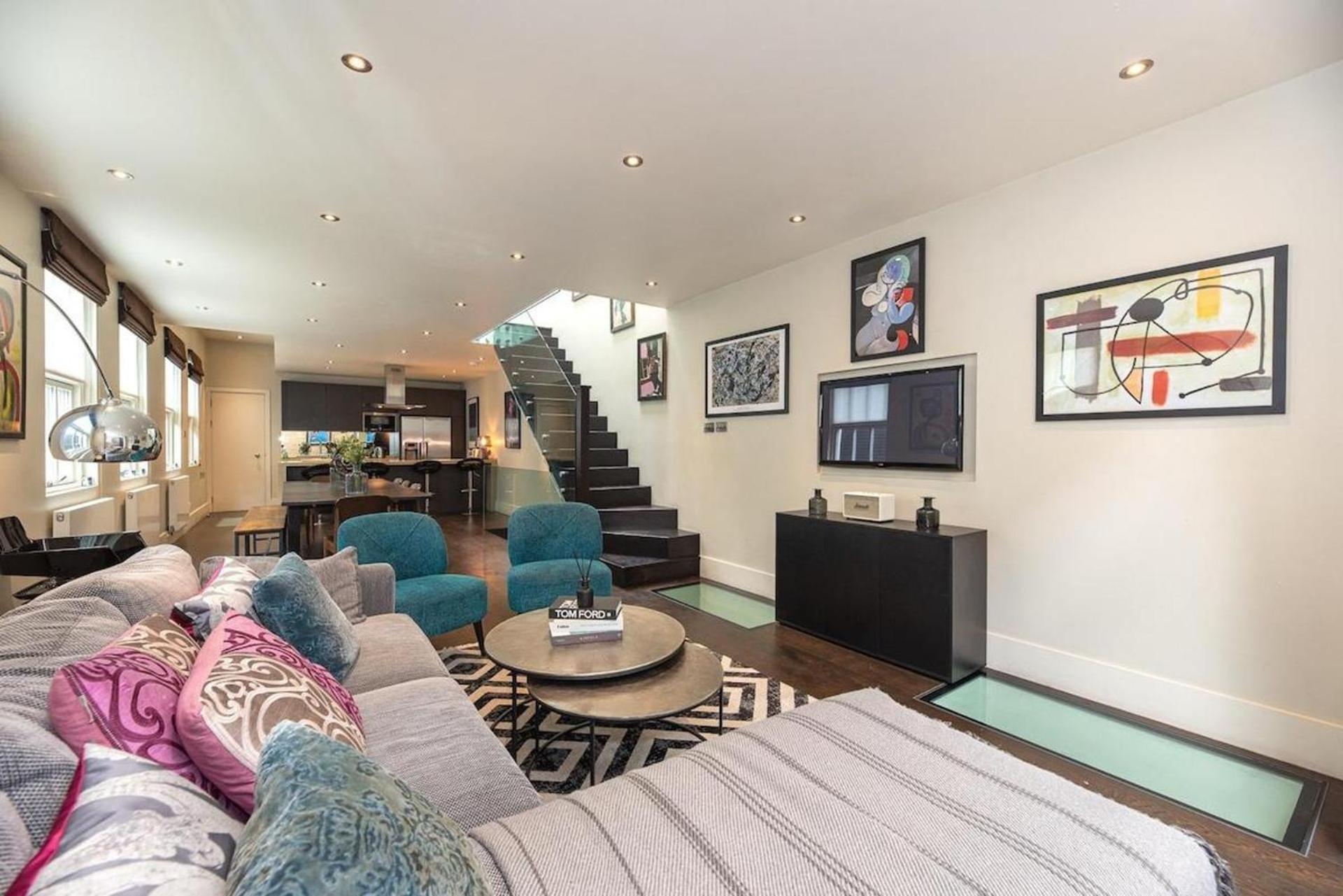 Spacious 4br Victorian Estate In Kensington