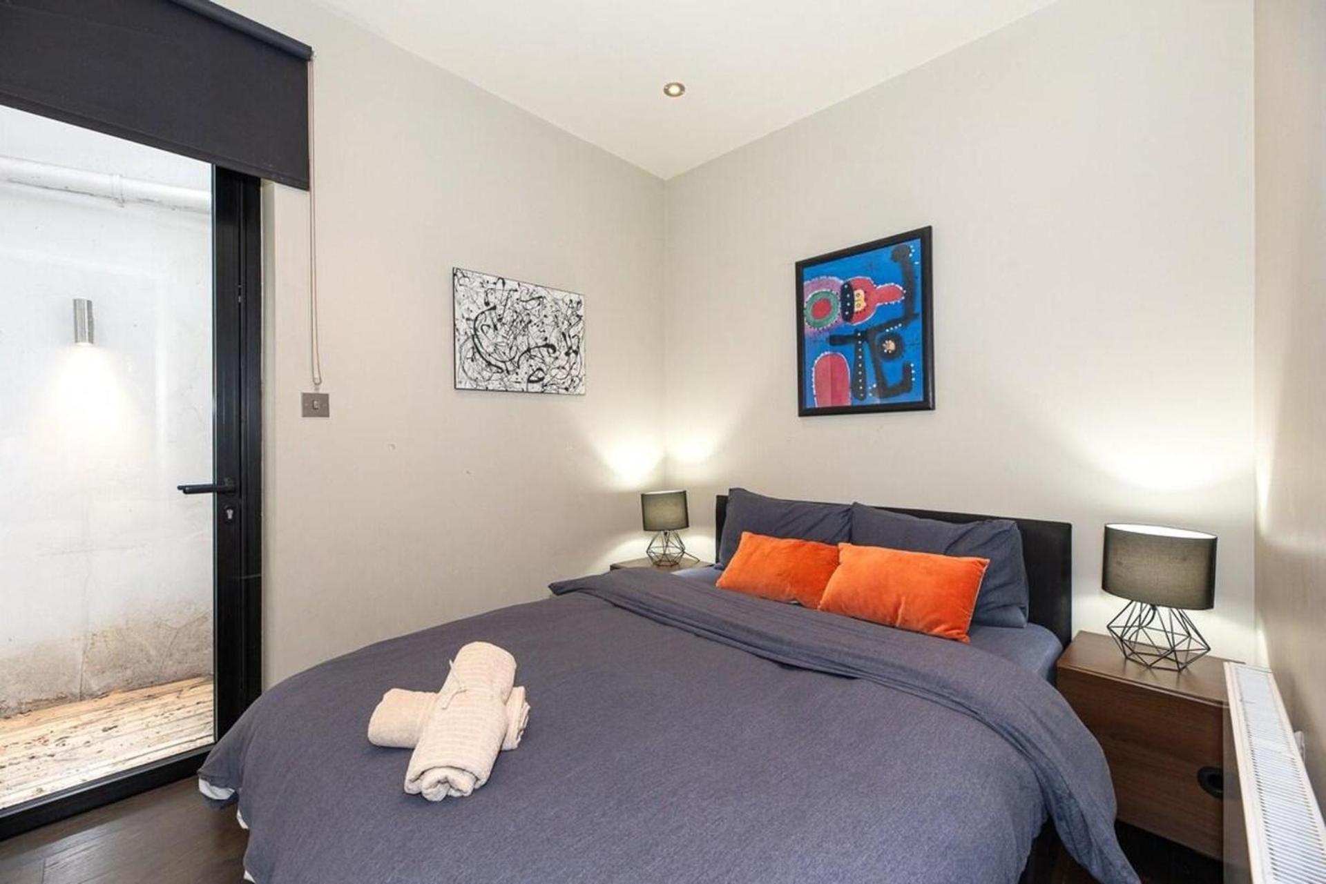 Spacious 4br Victorian Estate In Kensington Holiday home