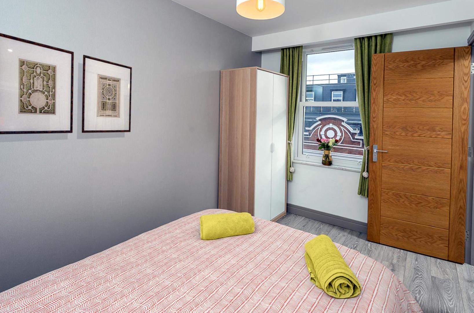 Stylish Modern In Nw6 Apartment London