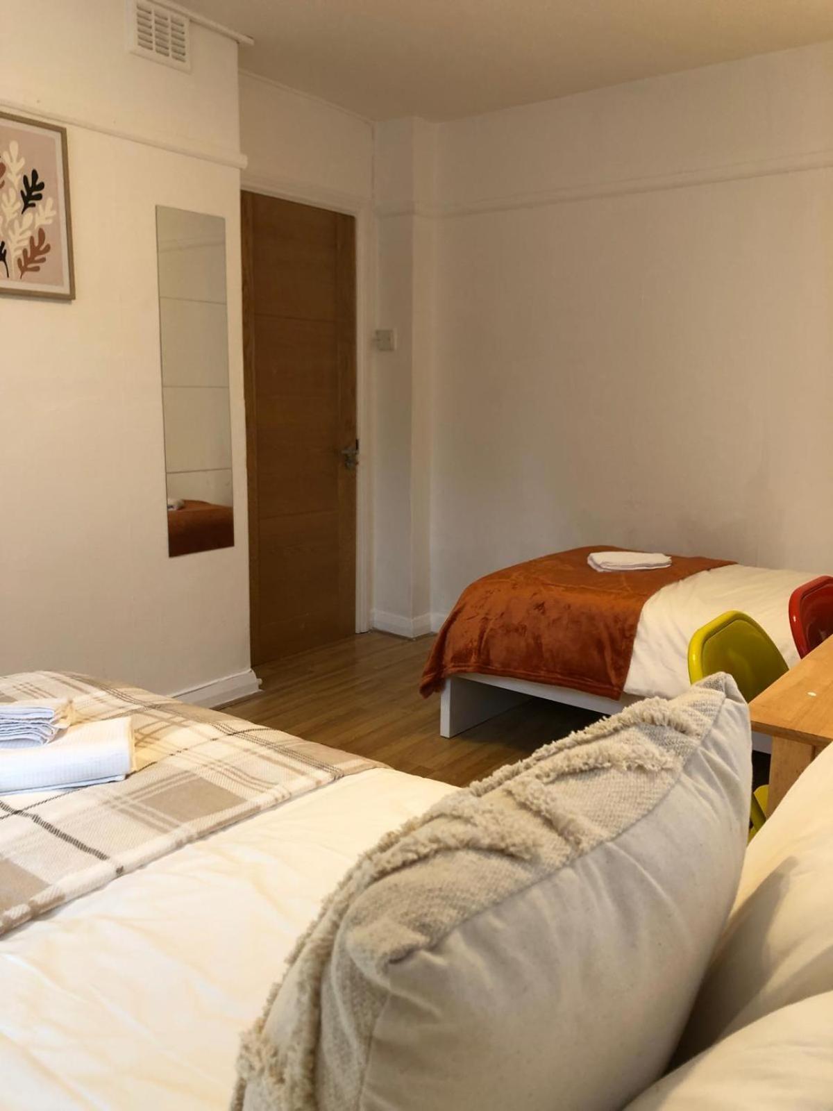Comfy Private Bedrooms Near O2 Forum Kentish Town, Camden Accommodatie bij particulieren Londen