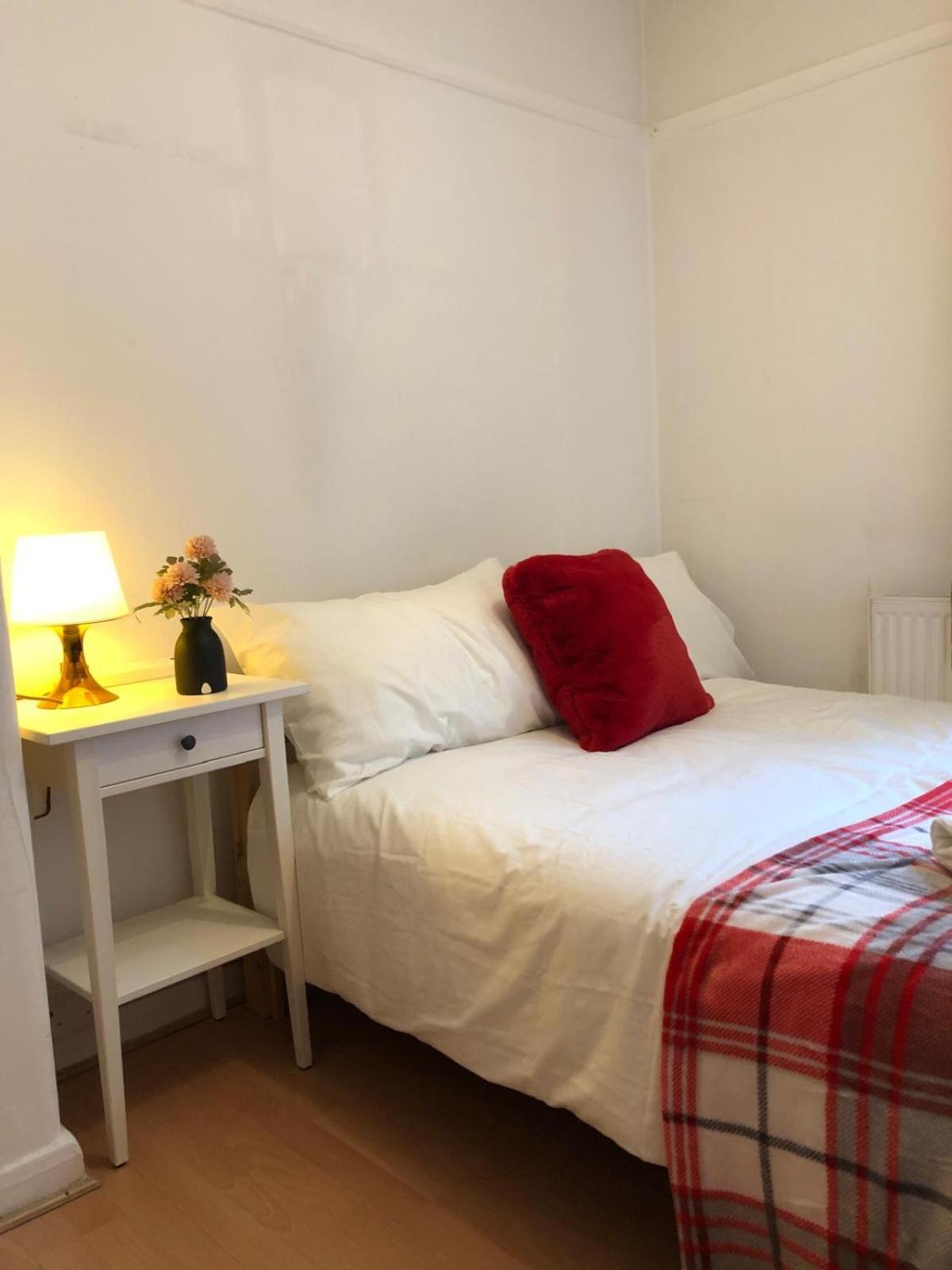 Comfy Private Bedrooms Near O2 Forum Kentish Town, Camden Accommodatie bij particulieren