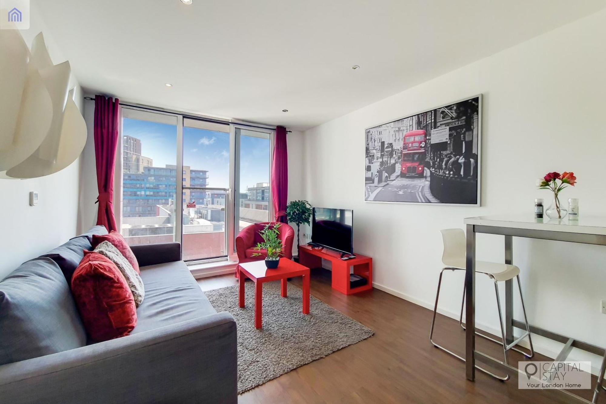Excel - One Bed Lejlighed London