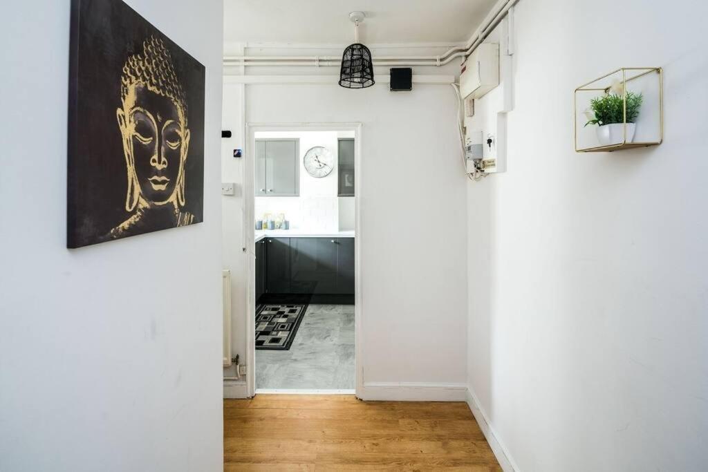 Apartment Cosy 3bd For 6 / 6 Beds London