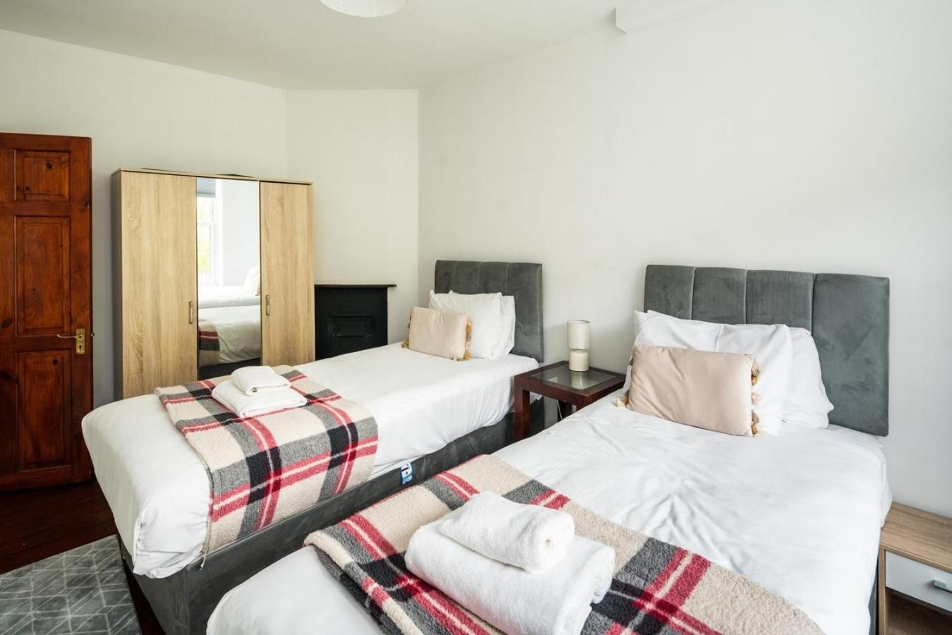 Apartment Cosy 3bd For 6 / 6 Beds