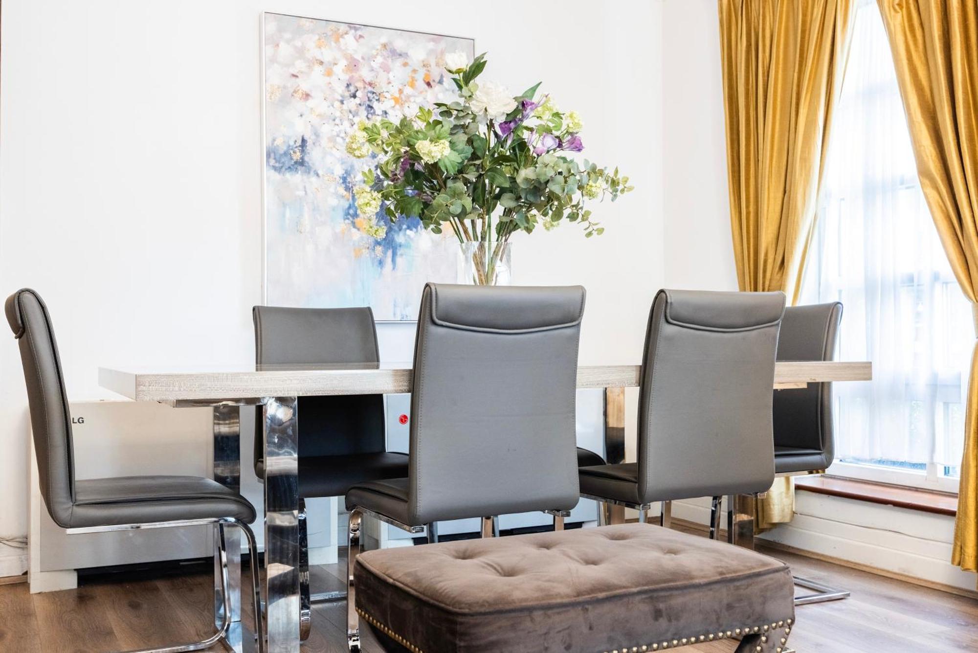 Carlton Court - Mayfair 5*