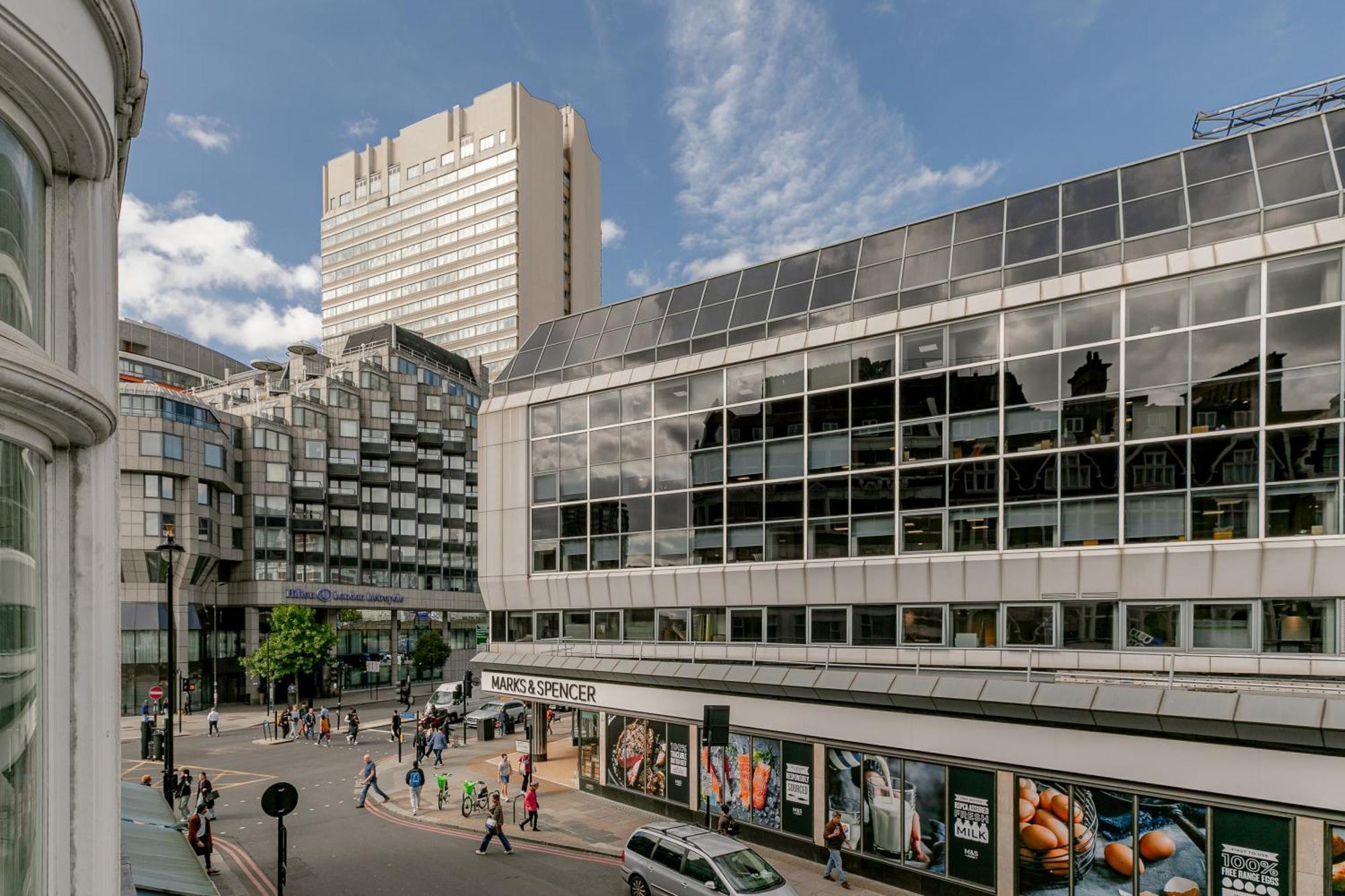 Superb Opposite Edgware Road Station Lejlighed London