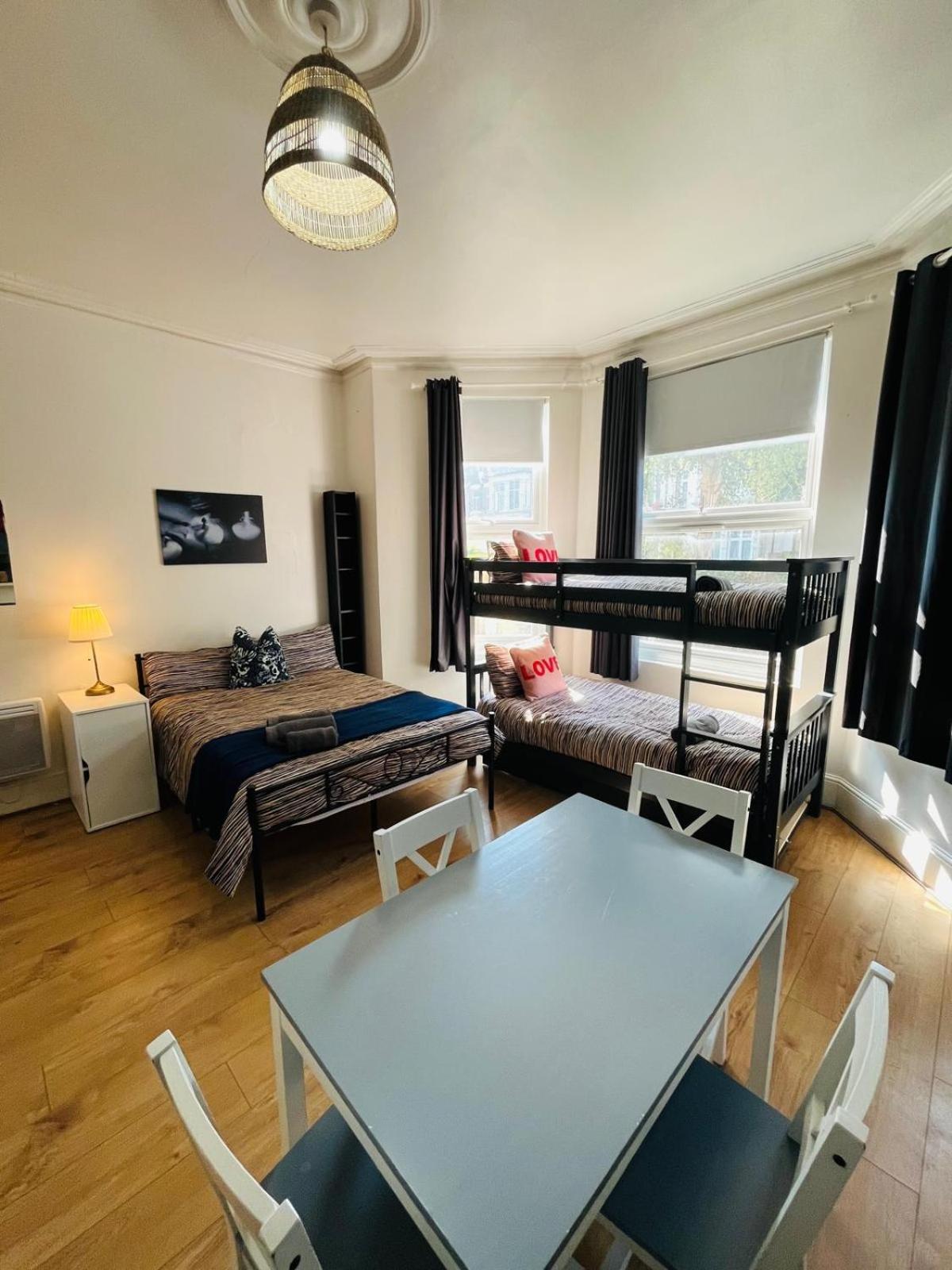 Lägenhet Wonderful Fully-equipped Near 8