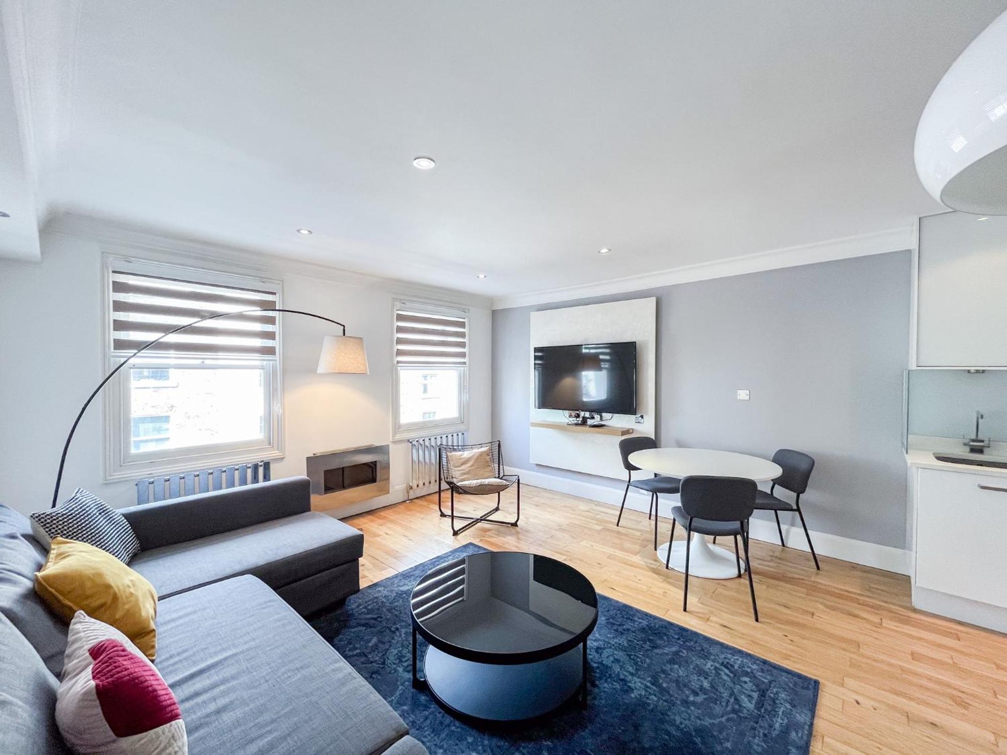 Large And Very Stylish P1 Appartamento Londra
