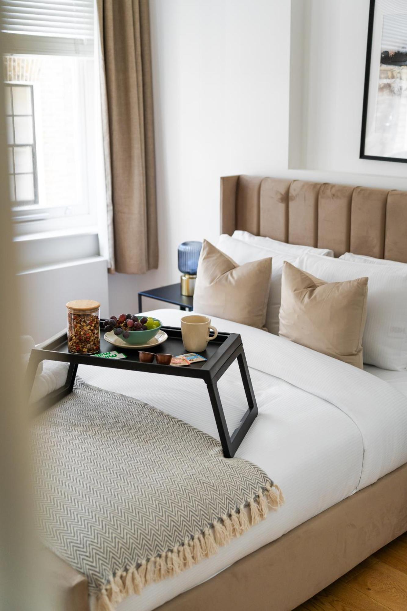 4br 2ba House By Livestay Short Lets & Serviced Near Oxford Circus With 2 Private Patios