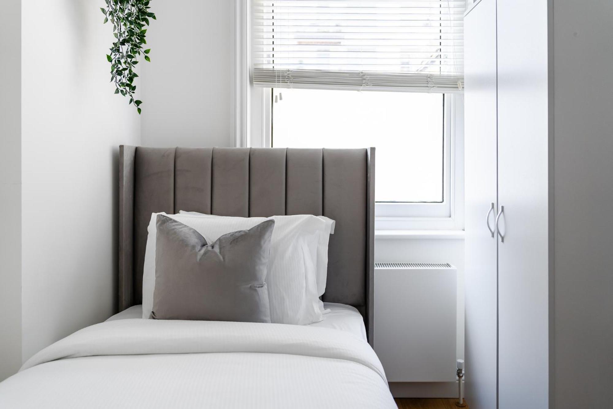 4br 2ba House By Livestay Short Lets & Serviced Near Oxford Circus With 2 Private Patios
