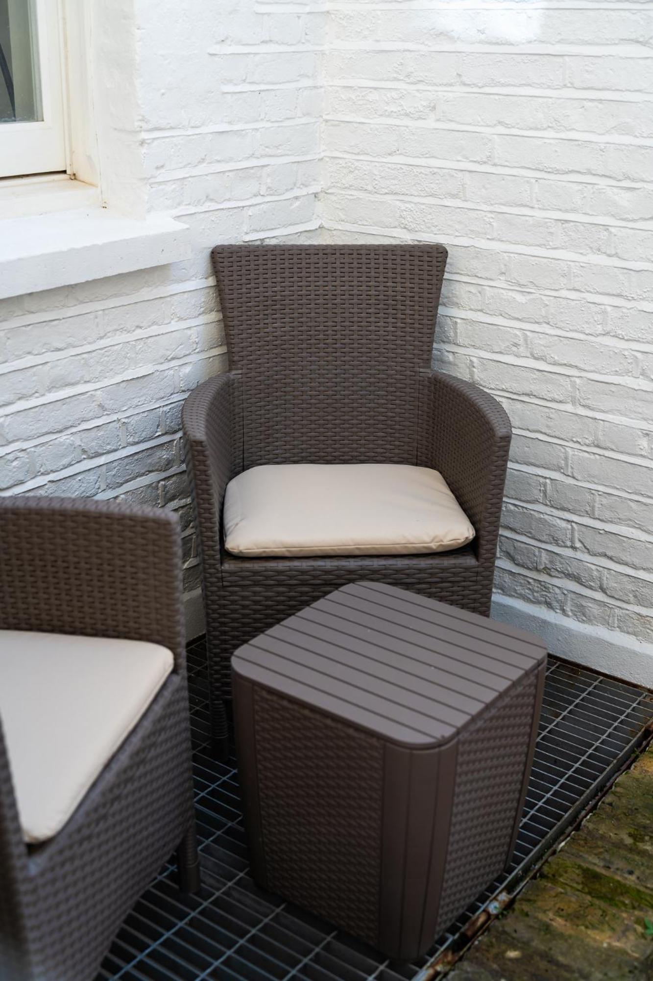 4br 2ba House By Livestay Short Lets & Serviced Near Oxford Circus With 2 Private Patios * London