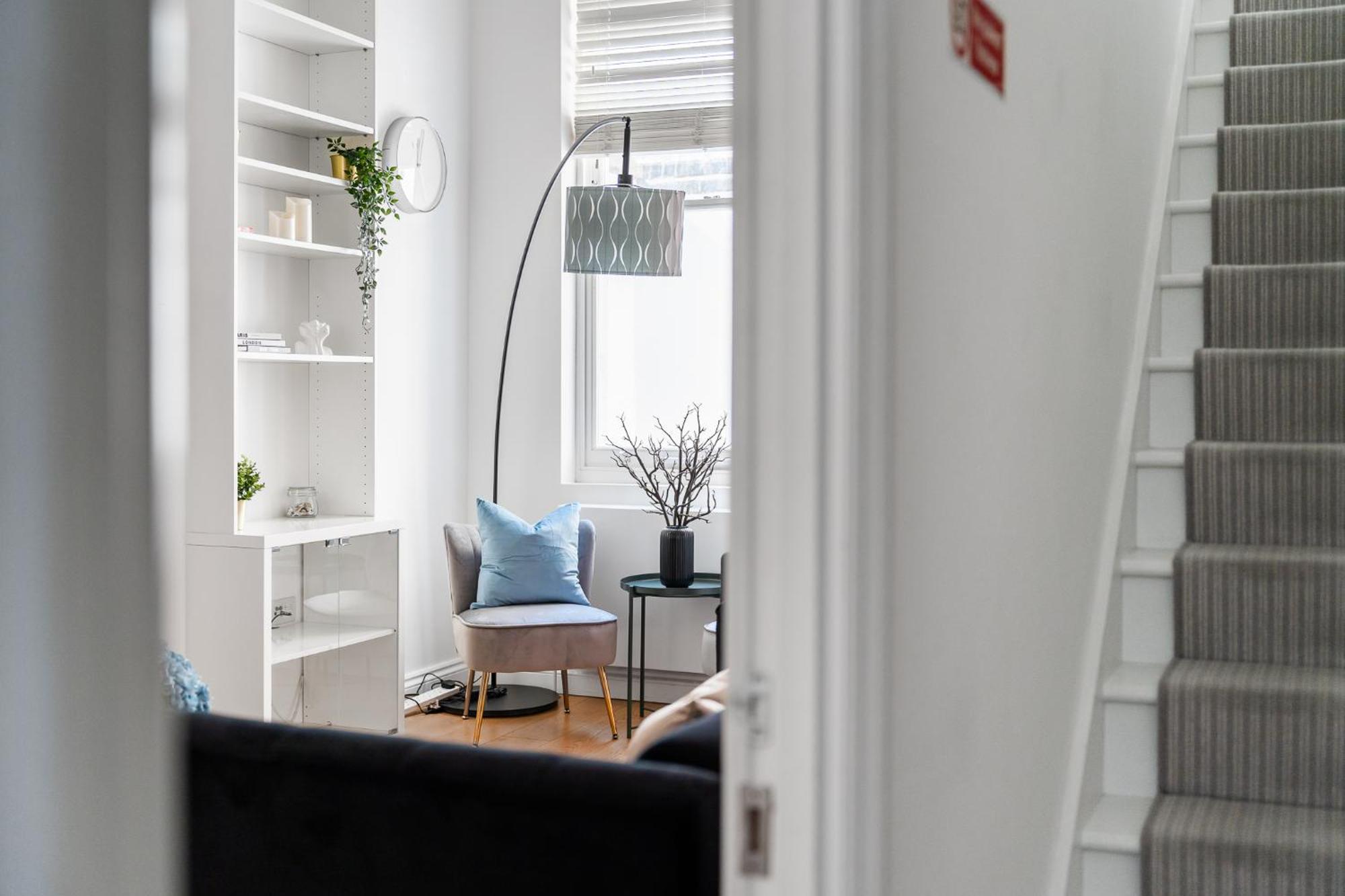 4br 2ba House By Livestay Short Lets & Serviced Near Oxford Circus With 2 Private Patios Semesterbostad London