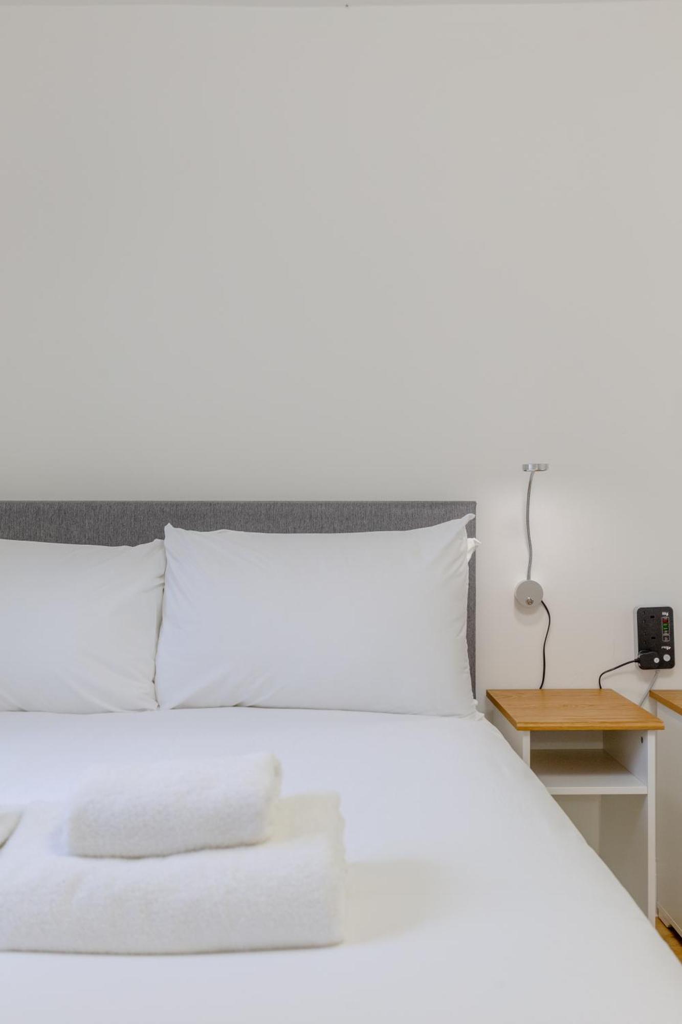 Newly Refurbished 2bd Flat Close To Excel Lägenhet *