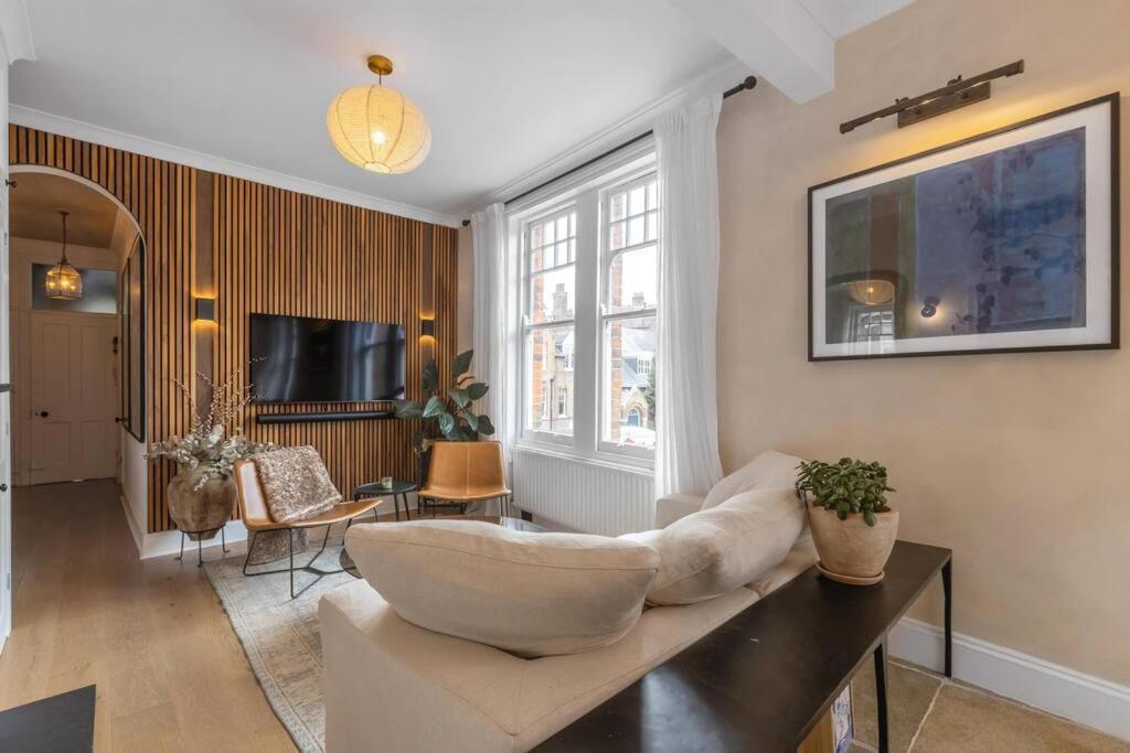 Apartment Upscale 2 Bedroom Clapham Common